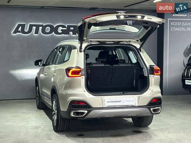 Бежевый Чери Tiggo 8, объемом двигателя 1.97 л и пробегом 61 тыс. км за 15850 $, фото 5 на Automoto.ua