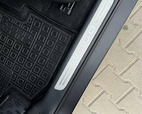 Бежевий Чері Tiggo 8, об'ємом двигуна 1.97 л та пробігом 8 тис. км за 18700 $, фото 112 на Automoto.ua