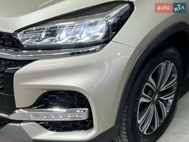 Бежевый Чери Tiggo 8, объемом двигателя 1.97 л и пробегом 61 тыс. км за 15850 $, фото 3 на Automoto.ua