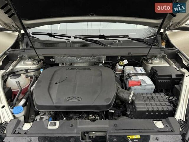 Бежевый Чери Tiggo 8, объемом двигателя 1.97 л и пробегом 10 тыс. км за 18900 $, фото 51 на Automoto.ua