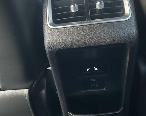 Чері Tiggo 8 2020 у Кривому Розі на Automoto.ua Чорний Чері Tiggo 8, об'ємом двигуна 1.97 л та пробігом 58 тис. км за 15300 $, фото 11 на Automoto.ua