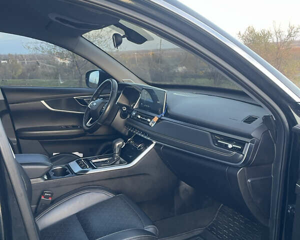 Чері Tiggo 8 2020 у Кривому Розі на Automoto.ua Чорний Чері Tiggo 8, об'ємом двигуна 1.97 л та пробігом 58 тис. км за 15300 $, фото 6 на Automoto.ua