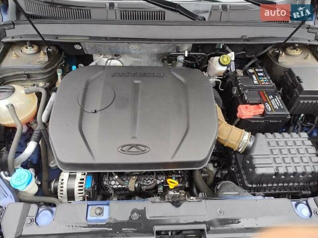 Синий Чери Tiggo 8, объемом двигателя 1.97 л и пробегом 30 тыс. км за 18000 $, фото 17 на Automoto.ua