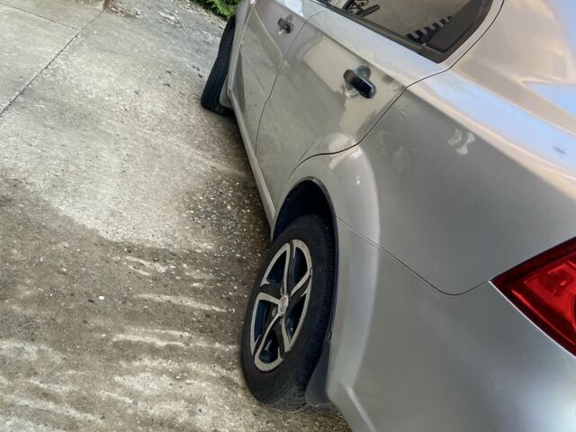 Серый Шевроле Алеро, объемом двигателя 1.5 л и пробегом 128 тыс. км за 3200 $, фото 5 на Automoto.ua