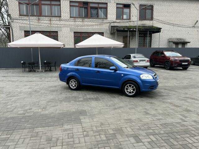 Синий Шевроле Алеро, объемом двигателя 1.5 л и пробегом 230 тыс. км за 3599 $, фото 4 на Automoto.ua