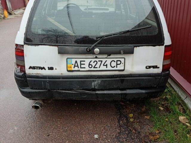 Белый Шевроле Астра, объемом двигателя 1.6 л и пробегом 212 тыс. км за 953 $, фото 4 на Automoto.ua