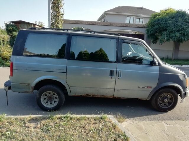 Синій Шевроле Астро, об'ємом двигуна 4.3 л та пробігом 258 тис. км за 1776 $, фото 3 на Automoto.ua