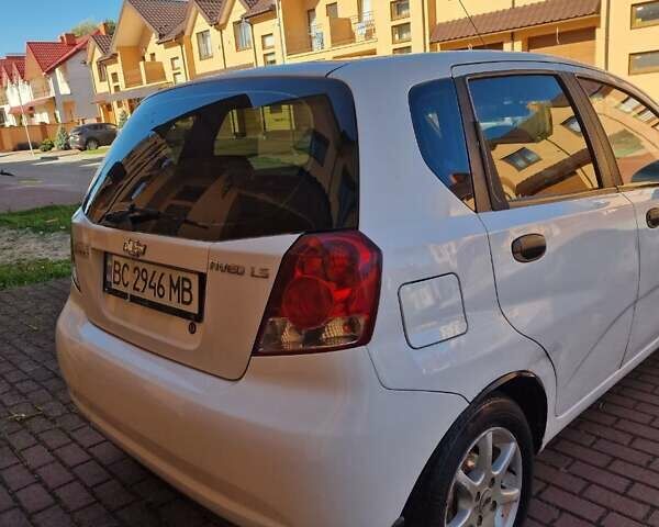 Белый Шевроле Авео, объемом двигателя 1.5 л и пробегом 234 тыс. км за 1950 $, фото 20 на Automoto.ua