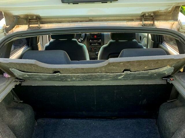 Белый Шевроле Авео, объемом двигателя 1.5 л и пробегом 400 тыс. км за 2200 $, фото 9 на Automoto.ua