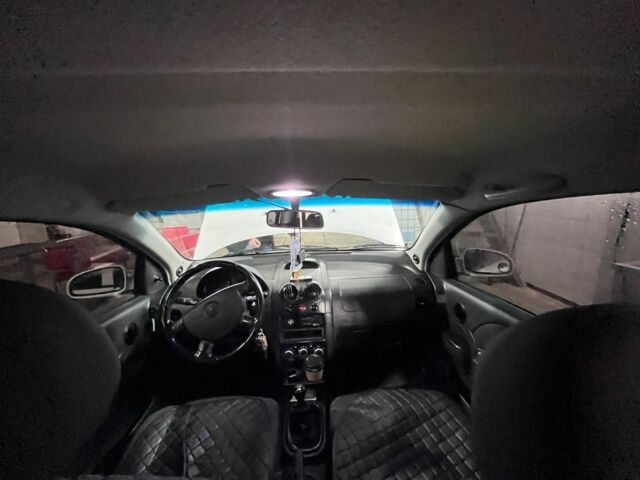 Білий Шевроле Авео, об'ємом двигуна 1.5 л та пробігом 317 тис. км за 3000 $, фото 11 на Automoto.ua