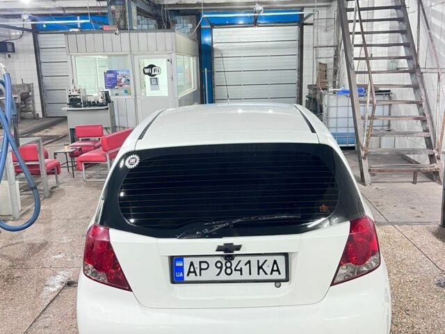 Білий Шевроле Авео, об'ємом двигуна 1.5 л та пробігом 317 тис. км за 3000 $, фото 5 на Automoto.ua