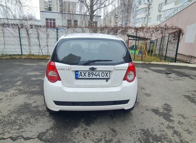 Білий Шевроле Авео, об'ємом двигуна 1.5 л та пробігом 80 тис. км за 4500 $, фото 3 на Automoto.ua