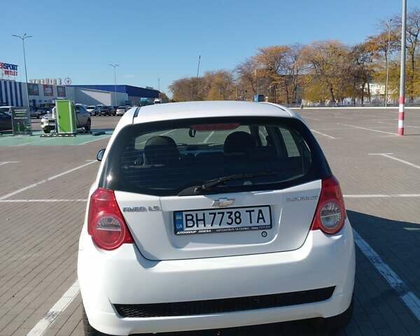 Шевроле Авео 2010 в Одессе на Automoto.ua Белый Шевроле Авео, объемом двигателя 1.4 л и пробегом 265 тыс. км за 3900 $, фото 4 на Automoto.ua