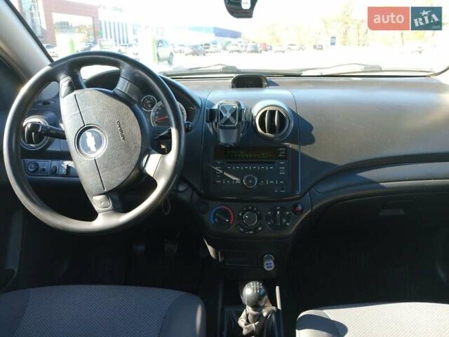 Шевроле Авео 2010 в Одессе на Automoto.ua Белый Шевроле Авео, объемом двигателя 1.4 л и пробегом 265 тыс. км за 3900 $, фото 6 на Automoto.ua