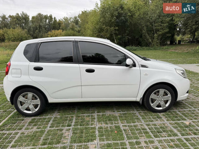 Белый Шевроле Авео, объемом двигателя 1.5 л и пробегом 109 тыс. км за 6299 $, фото 7 на Automoto.ua