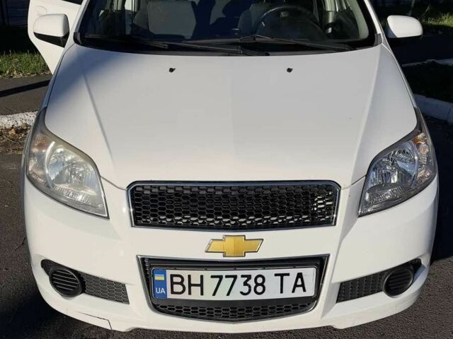 Шевроле Авео 2010 в Одессе на Automoto.ua Белый Шевроле Авео, объемом двигателя 1.4 л и пробегом 265 тыс. км за 3900 $, фото 4 на Automoto.ua