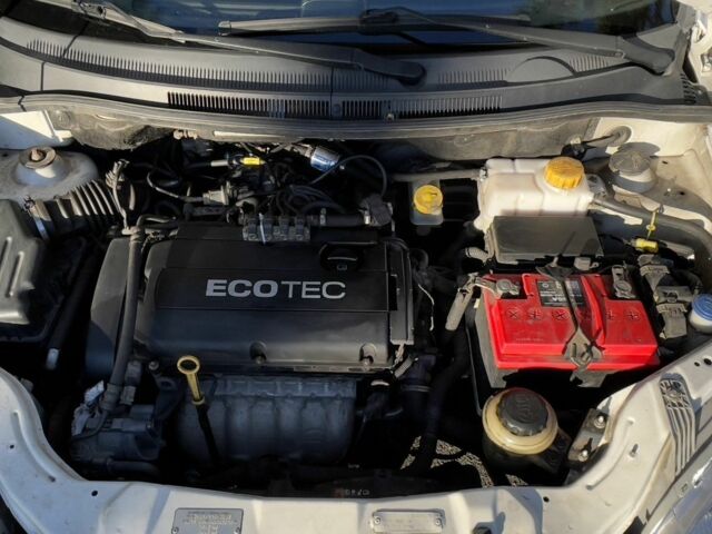 Шевроле Авео 2010 в Одессе на Automoto.ua Белый Шевроле Авео, объемом двигателя 1.4 л и пробегом 265 тыс. км за 3900 $, фото 7 на Automoto.ua