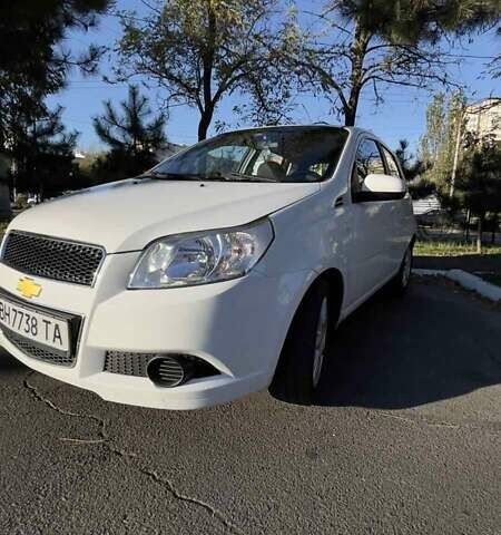 Шевроле Авео 2010 в Одессе на Automoto.ua Белый Шевроле Авео, объемом двигателя 1.4 л и пробегом 265 тыс. км за 3900 $, фото 8 на Automoto.ua