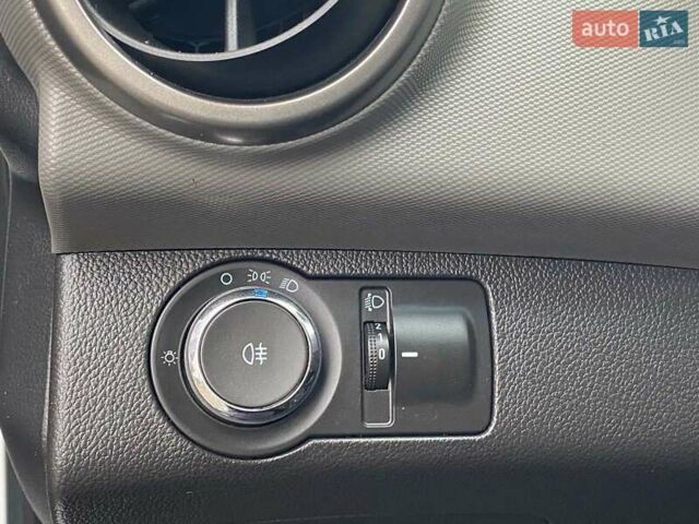 Белый Шевроле Авео, объемом двигателя 1.4 л и пробегом 139 тыс. км за 6400 $, фото 30 на Automoto.ua