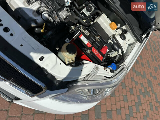 Белый Шевроле Авео, объемом двигателя 1.5 л и пробегом 81 тыс. км за 4650 $, фото 190 на Automoto.ua