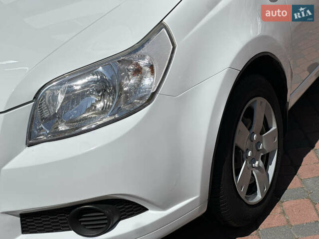 Белый Шевроле Авео, объемом двигателя 1.5 л и пробегом 81 тыс. км за 4650 $, фото 23 на Automoto.ua