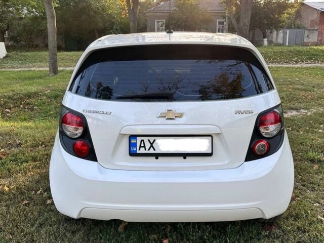 Белый Шевроле Авео, объемом двигателя 1.4 л и пробегом 158 тыс. км за 6500 $, фото 8 на Automoto.ua