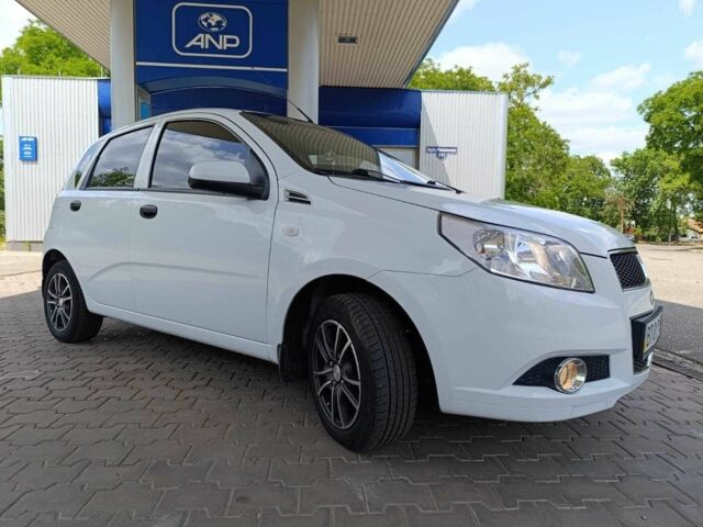 Белый Шевроле Авео, объемом двигателя 1.5 л и пробегом 44 тыс. км за 5999 $, фото 4 на Automoto.ua