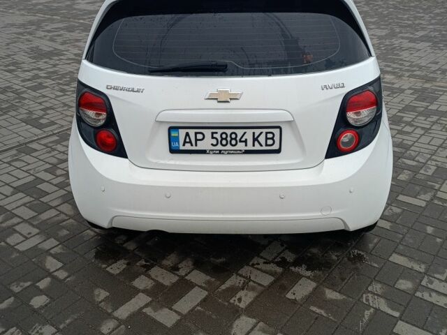 Белый Шевроле Авео, объемом двигателя 1.2 л и пробегом 250 тыс. км за 5599 $, фото 7 на Automoto.ua