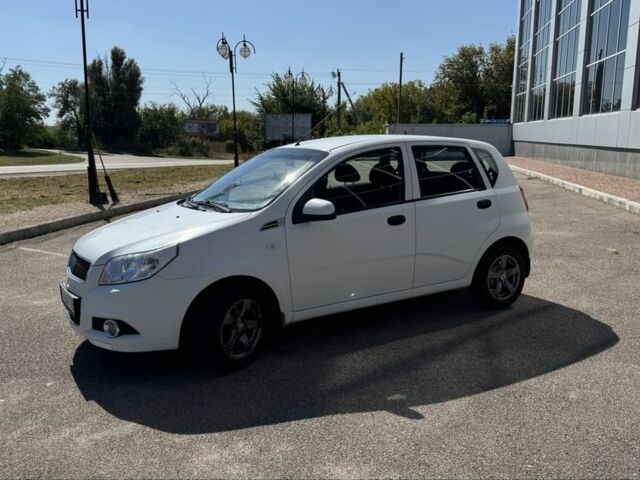 Белый Шевроле Авео, объемом двигателя 1.5 л и пробегом 139 тыс. км за 5500 $, фото 3 на Automoto.ua