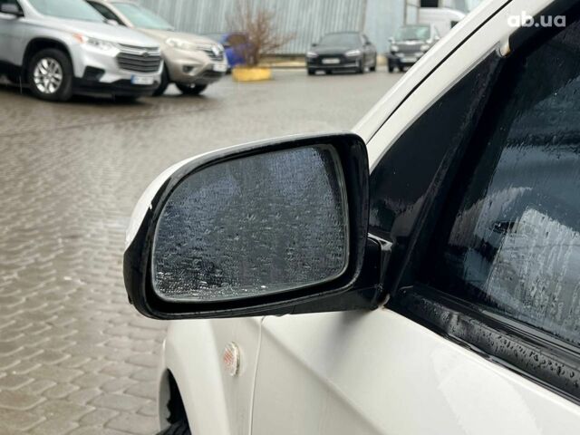 Белый Шевроле Авео, объемом двигателя 1.5 л и пробегом 211 тыс. км за 3640 $, фото 12 на Automoto.ua