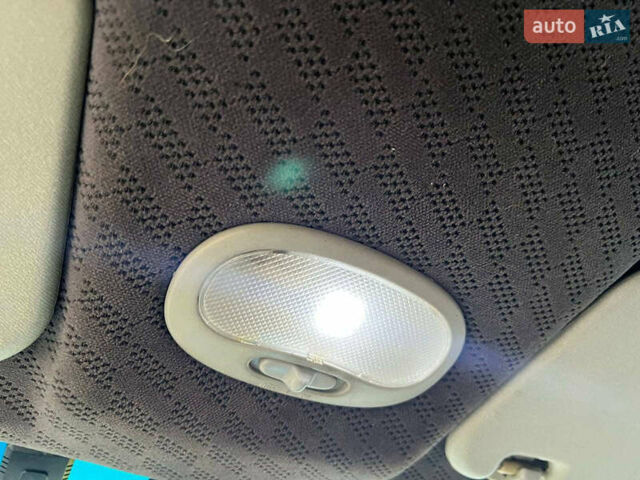Белый Шевроле Авео, объемом двигателя 1.5 л и пробегом 211 тыс. км за 3640 $, фото 26 на Automoto.ua