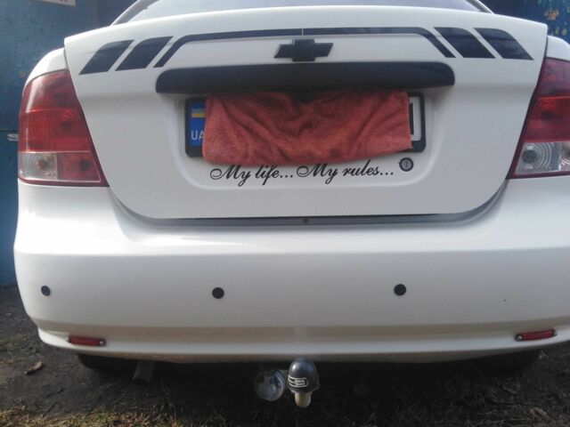 Білий Шевроле Авео, об'ємом двигуна 1.5 л та пробігом 180 тис. км за 3000 $, фото 14 на Automoto.ua