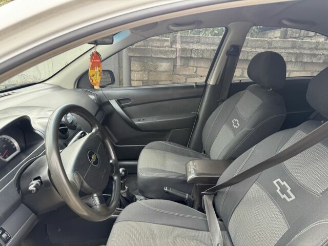 Білий Шевроле Авео, об'ємом двигуна 1.5 л та пробігом 120 тис. км за 2200 $, фото 10 на Automoto.ua