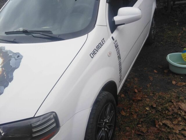 Белый Шевроле Авео, объемом двигателя 1.5 л и пробегом 180 тыс. км за 2900 $, фото 10 на Automoto.ua