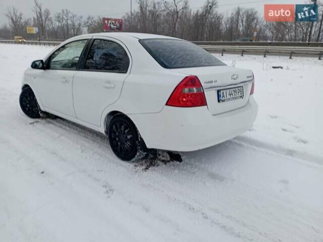 Белый Шевроле Авео, объемом двигателя 1.6 л и пробегом 222 тыс. км за 2999 $, фото 8 на Automoto.ua