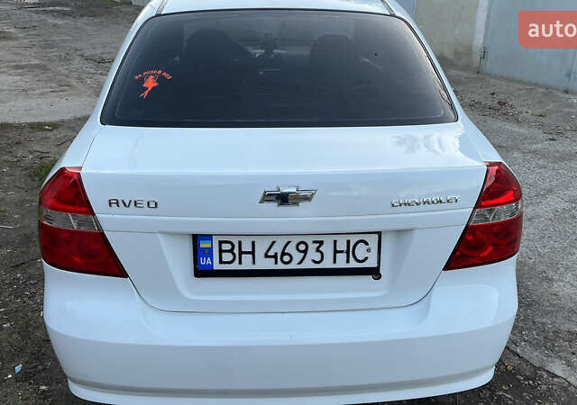 Білий Шевроле Авео, об'ємом двигуна 1.5 л та пробігом 220 тис. км за 3300 $, фото 16 на Automoto.ua