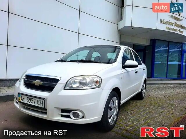 Білий Шевроле Авео, об'ємом двигуна 1.5 л та пробігом 200 тис. км за 3200 $, фото 10 на Automoto.ua