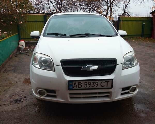Білий Шевроле Авео, об'ємом двигуна 1.5 л та пробігом 275 тис. км за 4000 $, фото 7 на Automoto.ua