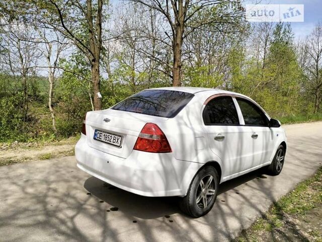 Білий Шевроле Авео, об'ємом двигуна 1.5 л та пробігом 200 тис. км за 2499 $, фото 1 на Automoto.ua