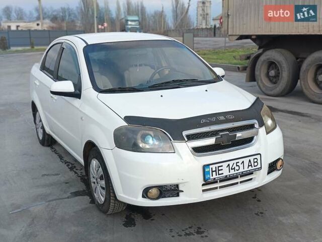 Белый Шевроле Авео, объемом двигателя 1.6 л и пробегом 197 тыс. км за 3500 $, фото 13 на Automoto.ua