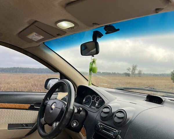 Білий Шевроле Авео, об'ємом двигуна 1.6 л та пробігом 157 тис. км за 3599 $, фото 7 на Automoto.ua