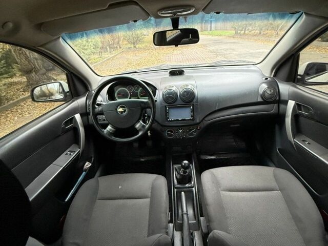 Белый Шевроле Авео, объемом двигателя 1.5 л и пробегом 84 тыс. км за 4200 $, фото 13 на Automoto.ua