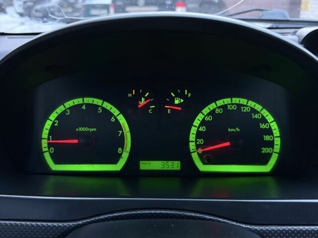 Белый Шевроле Авео, объемом двигателя 1.5 л и пробегом 276 тыс. км за 3500 $, фото 19 на Automoto.ua