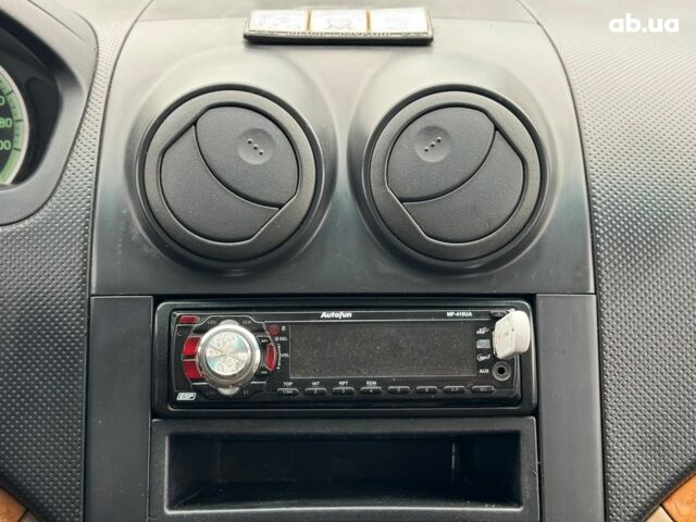 Белый Шевроле Авео, объемом двигателя 1.6 л и пробегом 89 тыс. км за 5240 $, фото 25 на Automoto.ua