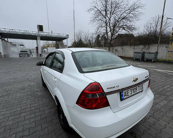 Білий Шевроле Авео, об'ємом двигуна 1.6 л та пробігом 89 тис. км за 5200 $, фото 4 на Automoto.ua