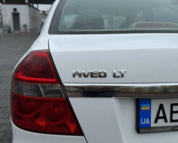 Білий Шевроле Авео, об'ємом двигуна 1.6 л та пробігом 89 тис. км за 5200 $, фото 5 на Automoto.ua