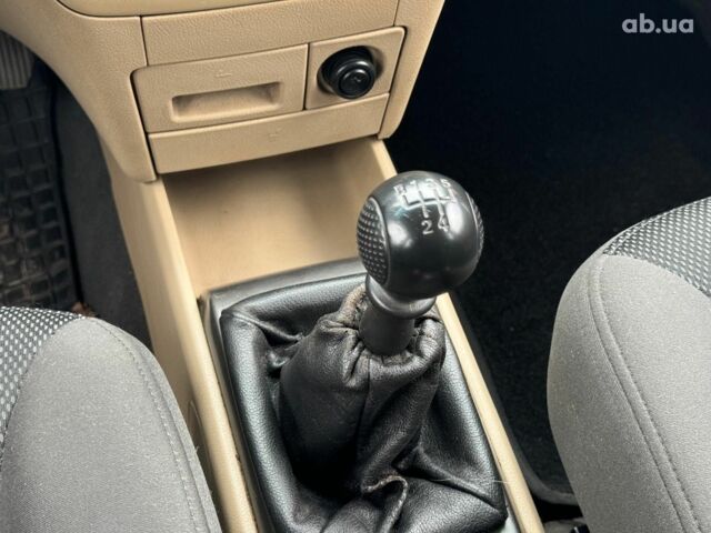 Белый Шевроле Авео, объемом двигателя 1.6 л и пробегом 89 тыс. км за 5240 $, фото 28 на Automoto.ua