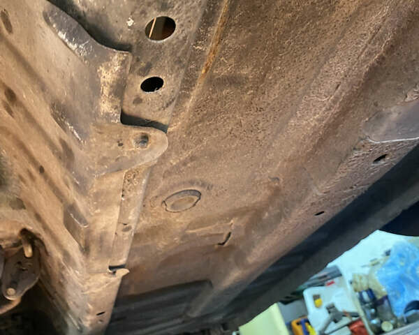 Белый Шевроле Авео, объемом двигателя 1.5 л и пробегом 260 тыс. км за 2700 $, фото 12 на Automoto.ua