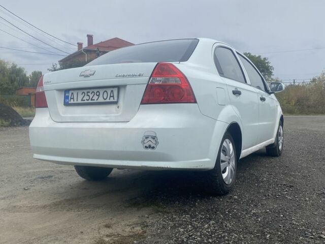 Білий Шевроле Авео, об'ємом двигуна 1.5 л та пробігом 239 тис. км за 2599 $, фото 4 на Automoto.ua