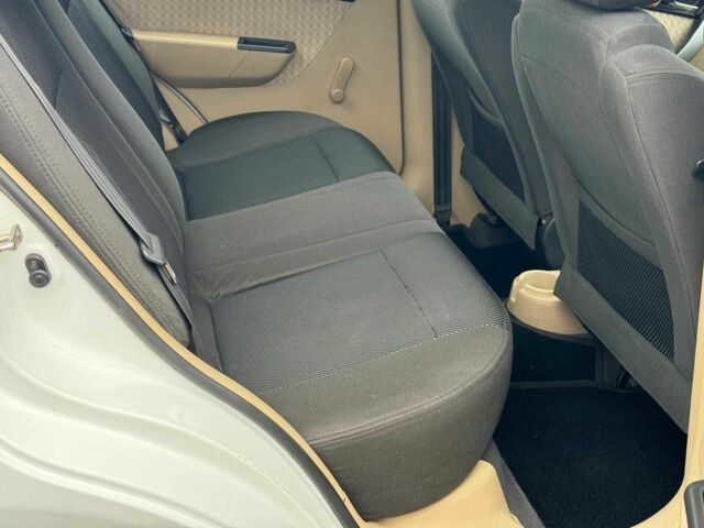 Белый Шевроле Авео, объемом двигателя 1.6 л и пробегом 89 тыс. км за 5240 $, фото 19 на Automoto.ua